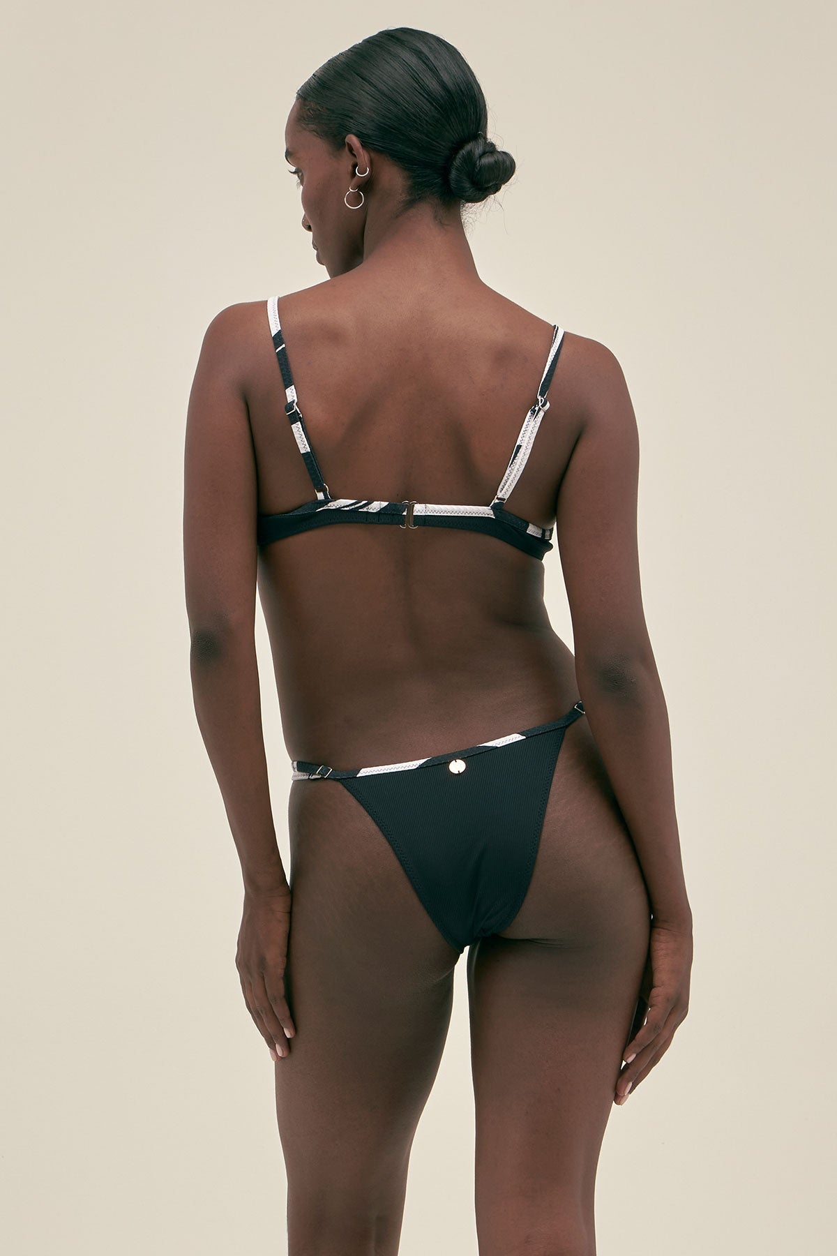 Top Bikini Silvi Rib Negro - Polonio